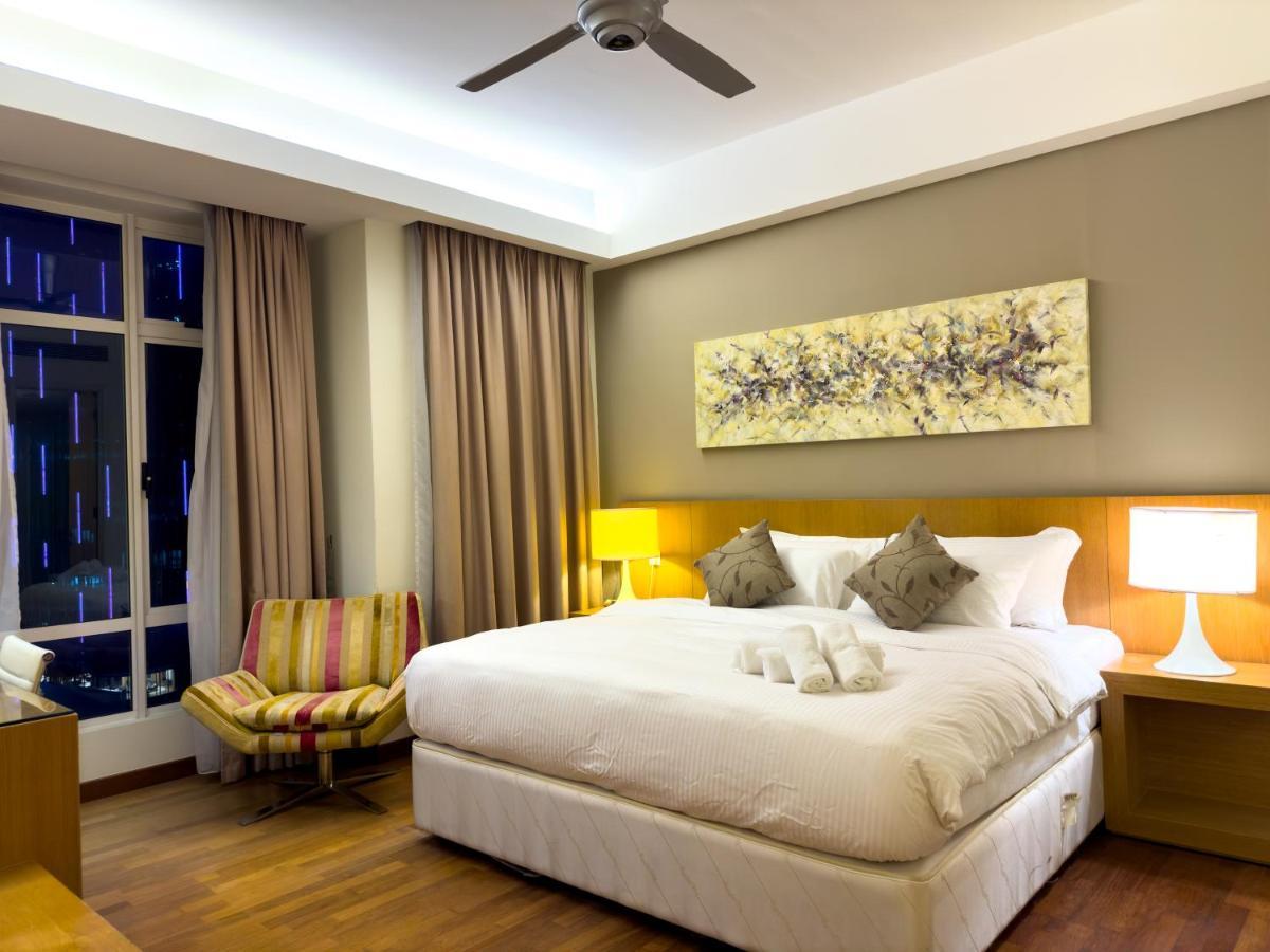 Klcc Suites By Nhb Kuala Lumpur Bagian luar foto