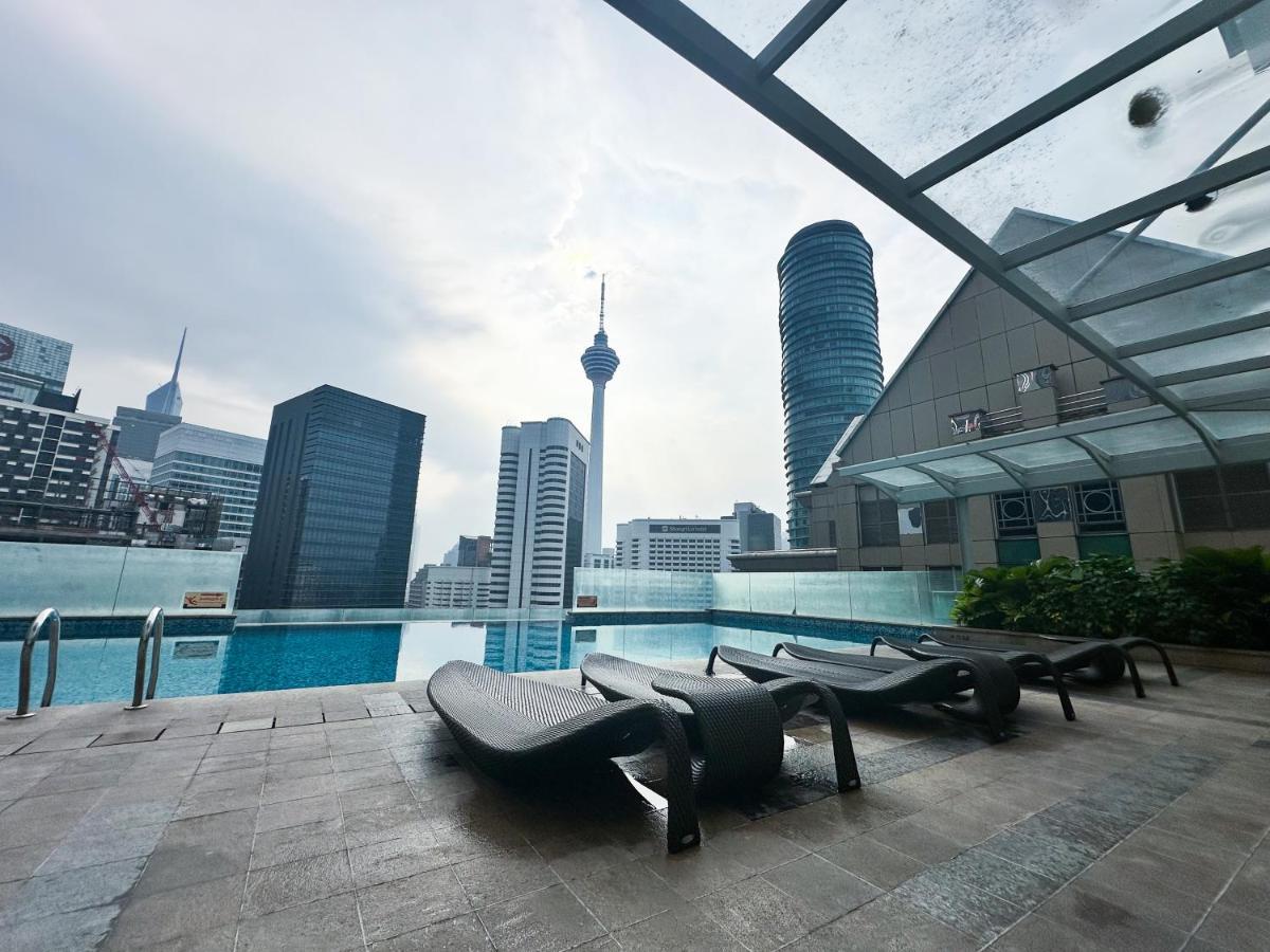 Klcc Suites By Nhb Kuala Lumpur Bagian luar foto